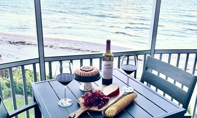 Satellite Beach Condo | BEACH FRONT CONDO WITH SPECTACULAR VIEWS! LUXURIOUSLY RENOVATED 2/2 - 1300 SF