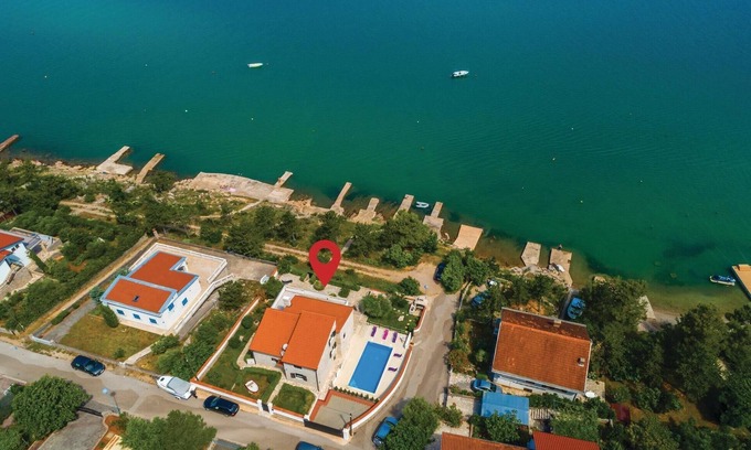 Klimno House | Beach front home in Klimno with WiFi