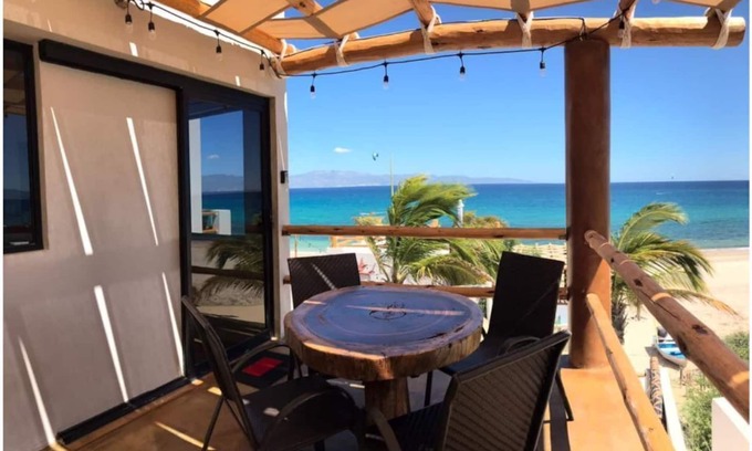 El Sargento Apartment | Beach Front Lofts 4