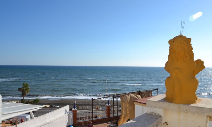 Velez-Malaga House | Beach house with medieval charm in Chilches Costa