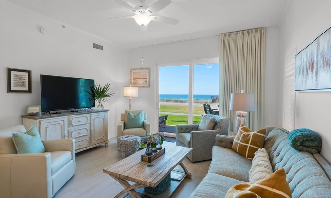 Miramar Beach Condo | Beach Retreat 111, Renovated 3 Bed, 3 Bath, Family and Pet Friendly