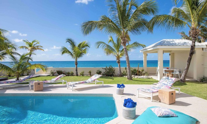 Beacon Hill Villa | Beach Secrets 3BR in Beacon Hill by Personal Villas - Modern Oceanfront Villa