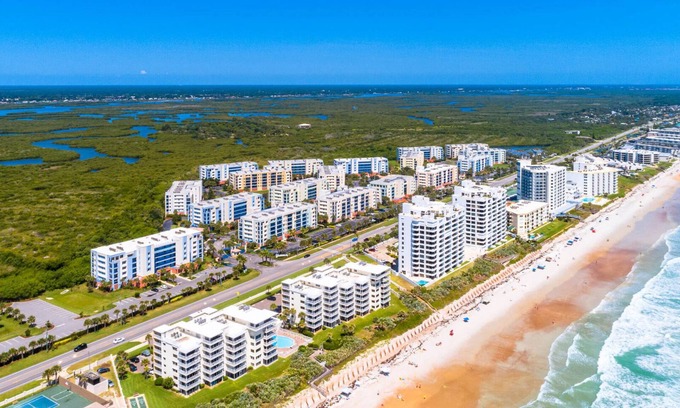New Smyrna Beach Condo | Beach Therapy amenities galore!