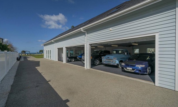 Whitianga House | Beach Views on Buffalo