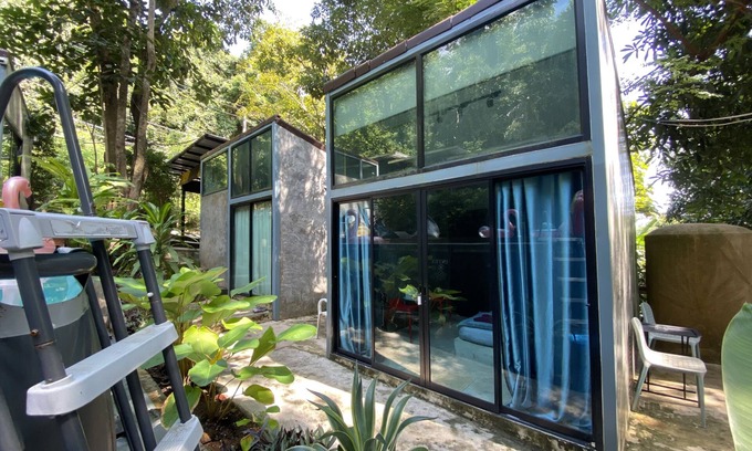 Khong Koi Beach Hotel | BeachBox KohChang