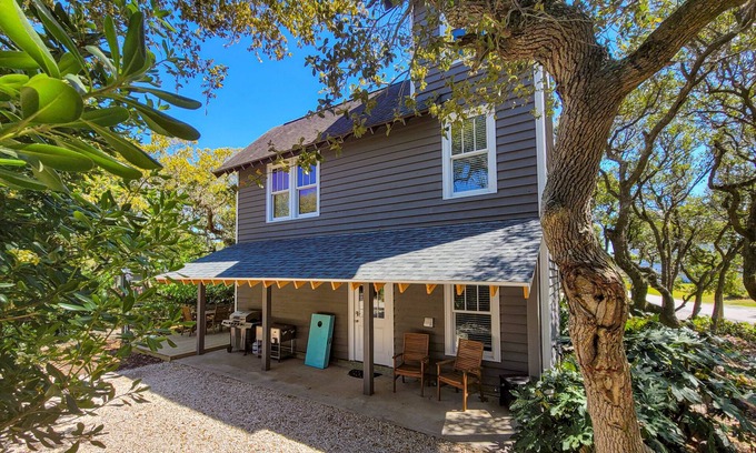 Topsail Beach House | Beachcomber – Small Space, Big Paradise