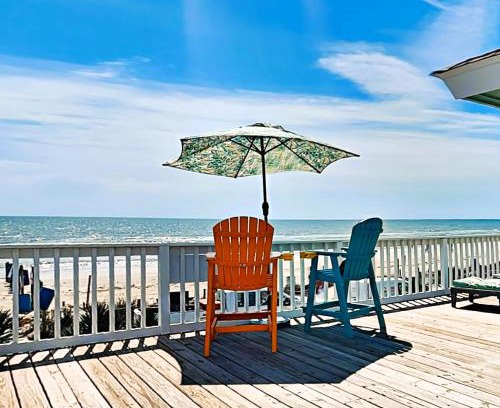 Bermuda Beach House | Beachfront Bungalow