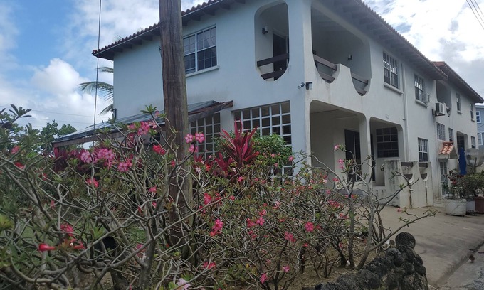 Weston Villa | Beachfront-Chandler's Coast-10mins Holetown-Two 4 BR suites. Private gated villa