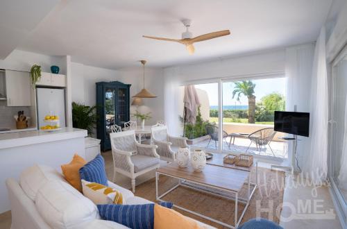 Nikki Beach Apartment | Beachfront Elviria II,Sea views, lovely terrace and pool