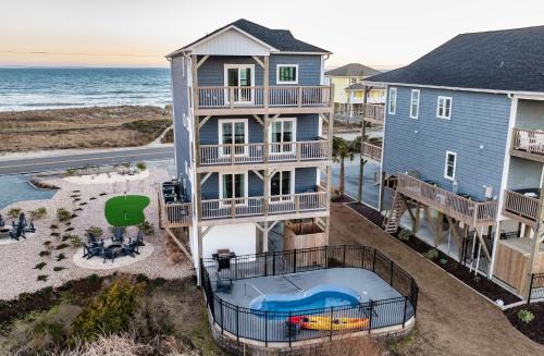 North Topsail Beach House | Beachfront Memories by Sea Scape Properties