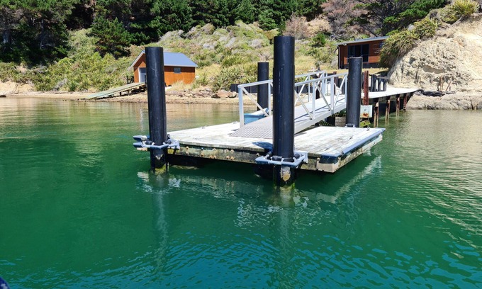 Shakespeare Bay House | Beachfront Paradise Retreat in your own Private Bay and Floating Jetty