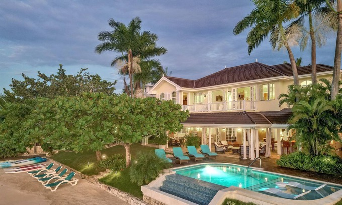 Montego Bay Villa | Beachfront Villa, Staff, Boat, Pool, Tennis, Gated