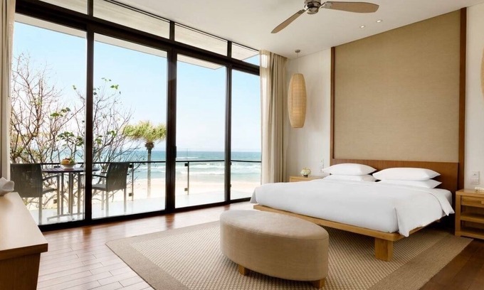Ngu Hanh Son Villa | Beachfront villas in HYATT resort/3BRS