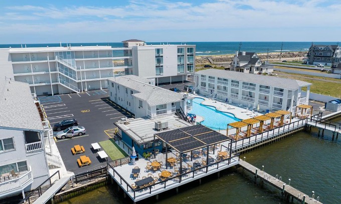 Sea Bright Hotel | BeachWalk at Sea Bright