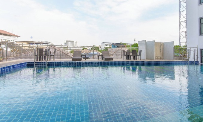 Surat Thani Hotel | Bear & Bird Hotel