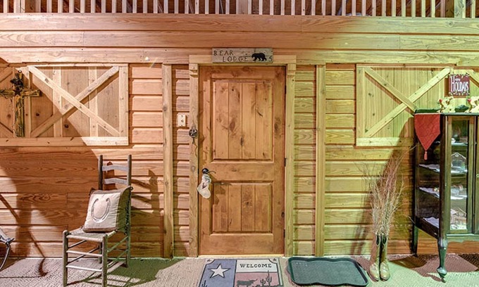 Carmine House | Bear Lodge- Solid Rock Ranch