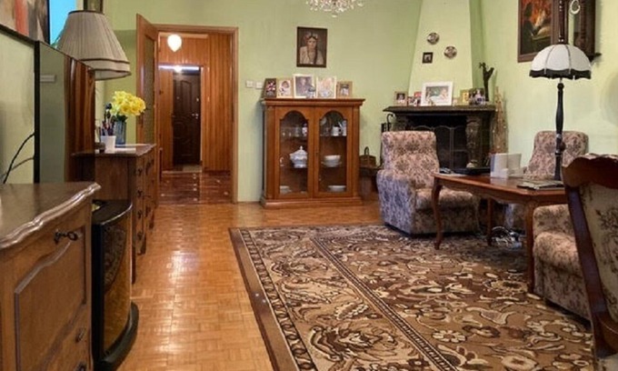 Targowek House | Beatiful, large villa in northern Warsaw. Quiet neighborhood.