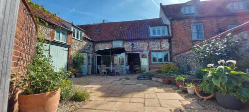 Burnham Market Bed & Breakfast | Beatrix Barn