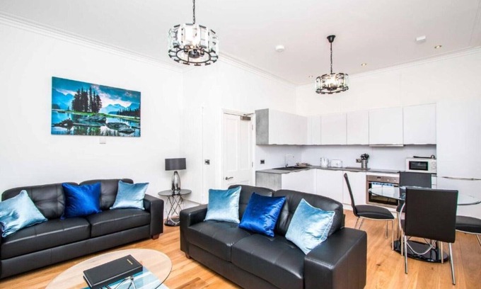 Clifton Apartment | Beaufort House Executive Two-bedroom Apartment