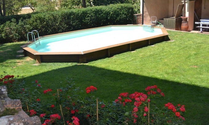 Giovi-Ponte Alla Chiassa Villa | Beautiful villa for 11 guests with WIFI, private pool, TV and patio, close to Arezzo