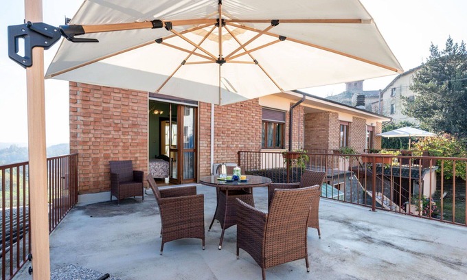 Castagnole Monferrato Apartment | Beautiful apartment for 4 guests with WIFI, A/C, TV and terrace