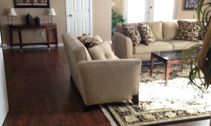 Aurora Condo | Beautiful 2 Bedroom Luxury Loft in the heart of Aurora