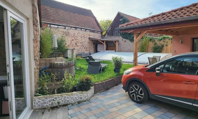 Flexbourg Apartment | Beautiful 2-room apartment and outdoor jacuzzi on the wine route in an Alsatian village
