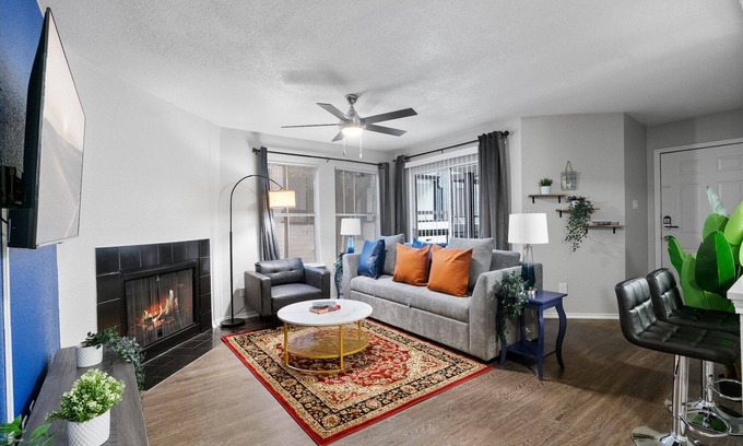 University Hills and Windsor Park Apartment | Beautiful 2BD/2BA in University Hills 2632
