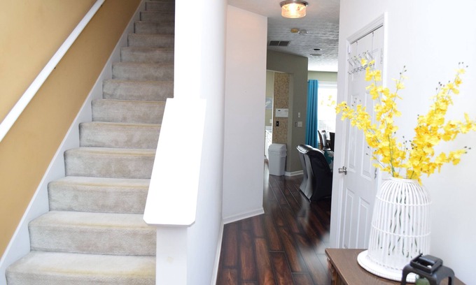 Lawrenceville House | Beautiful 3 bedroom townhome