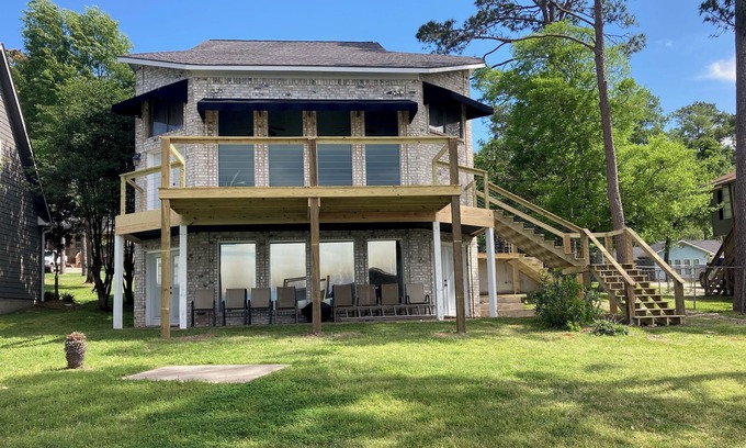 Onalaska House | Beautiful 3 Story Lake Front Home with boat lift!