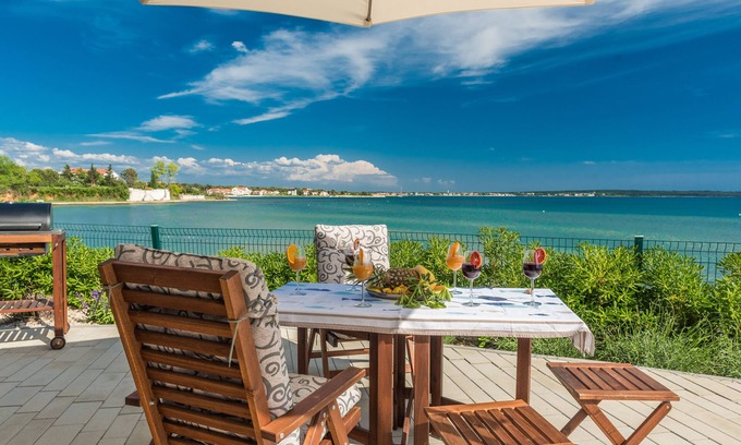 Privlaka House | Beautiful 4 bedrooms Villa with a magnificent seaview, swimming pool and terace