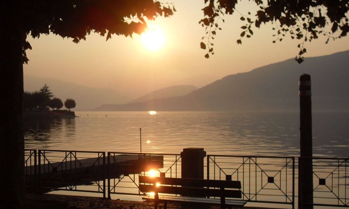 Porto Valtravaglia Apartment | Beautiful apartment for 4 guests with TV and pets allowed