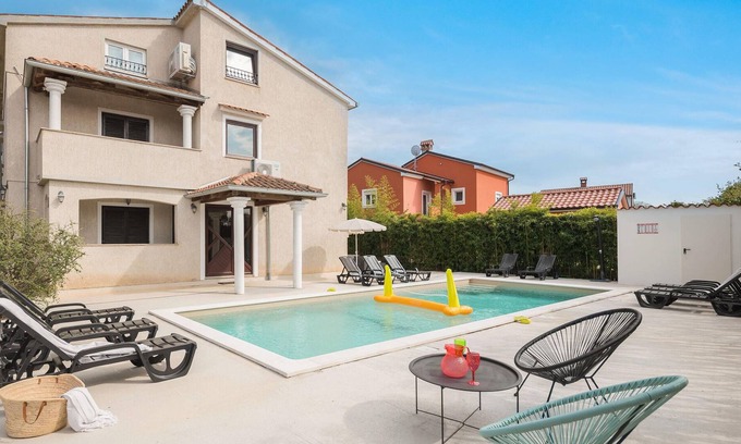 Antonci House | Beautiful and modern furnished vacation home near Porec in Istria.