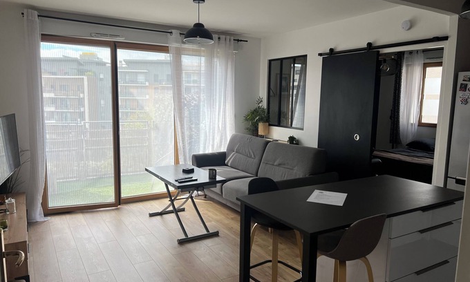 Gennevilliers Apartment | Beautiful apartment near Paris and Stade de France