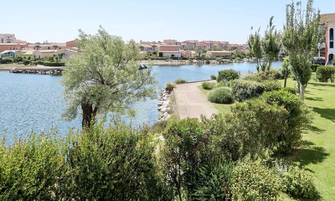 Le Barcares Apartment | Beautiful apartment for 5 guests with pool, TV, terrace and pets allowed