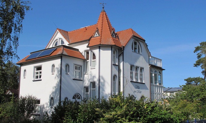 Lubmin Apartment | Beautiful apartment for 4 people with WIFI, TV and balcony