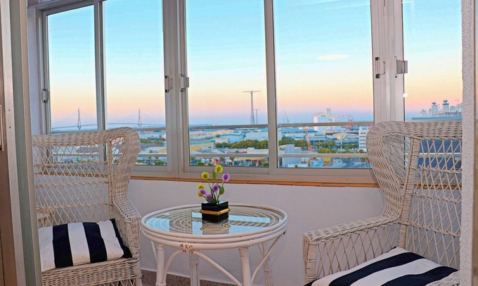 Cadiz Apartment | Beautiful apartment Delfines in Cadiz