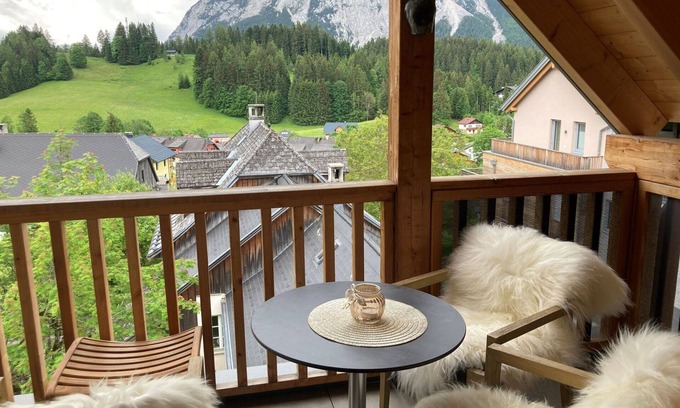 Tauplitz Apartment | Beautiful apartment for 4 people with WIFI, TV and balcony