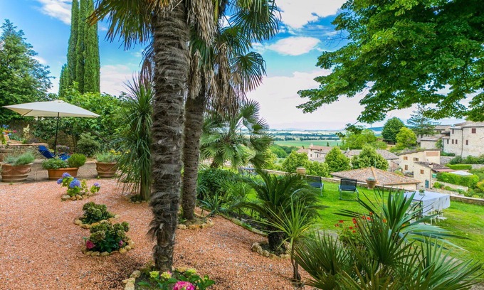 Stigliano Apartment | Beautiful apartment for 3 guests with WIFI, TV, patio, pets allowed and panoramic view