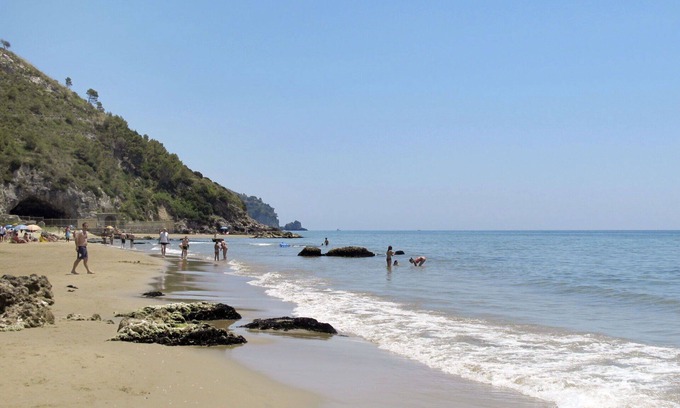 Sperlonga Apartment | Beautiful apartment for 3 guests with pool, A/C, WIFI, TV, terrace and pets allowed