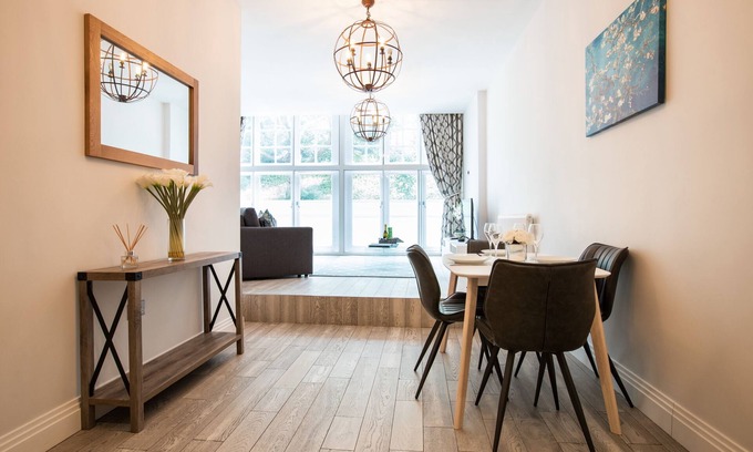 Windsor Apartment | Beautiful Apartment overlooking Windsor Castle