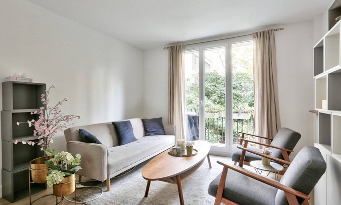 Bel-Air Nord Apartment | Beautiful apartment with balcony in the 12th
