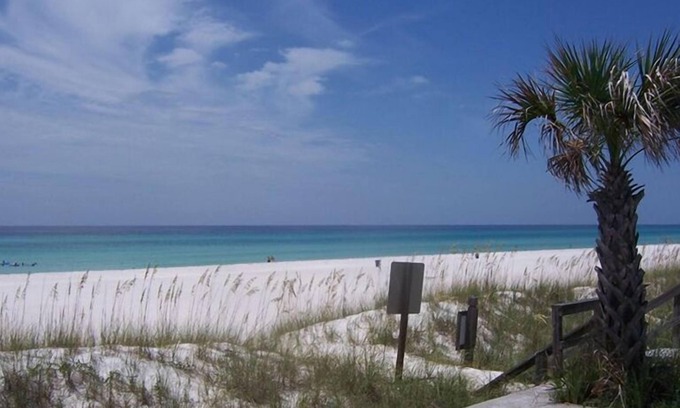 Bahama Beach House | Beautiful Beach House, Directly on the Gulf, 4 BR/4 BA