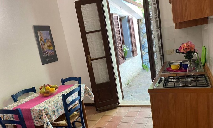 Innamorata Apartment | Beautiful bilo for 2 or 3 pax closed to the Innamorata beach