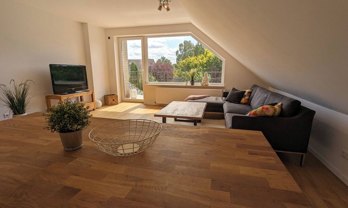 Buschkampen Apartment | Beautiful bright vacation apartment in Bremerhaven - central & quiet
