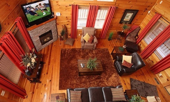 Sevierville Cabin | Beautiful, clean, comfortable and great views! Romantic and family friendly
