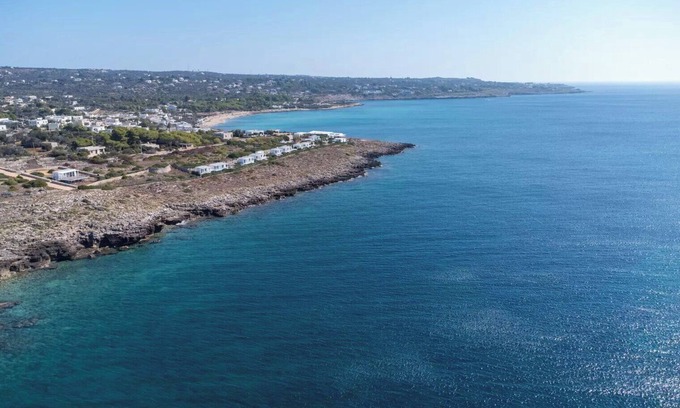 Marina San Gregorio House | Beautiful cottage by the sea