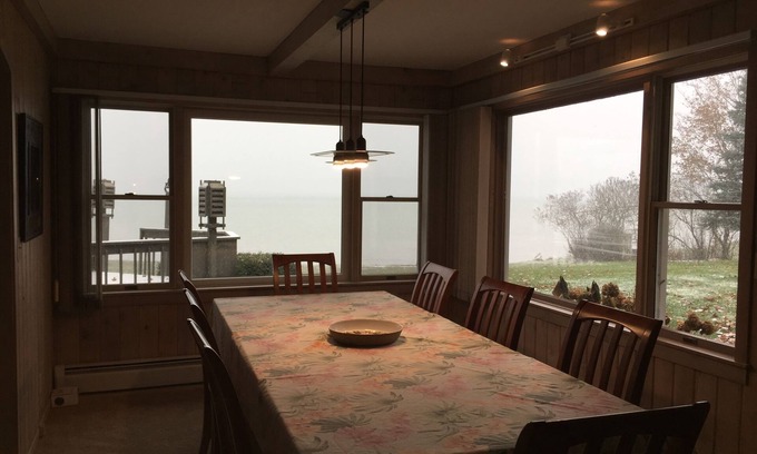 Glen Arbor Cottage | Beautiful Cottage With Sandy Beach Located On Big Glen Lake's South Side.