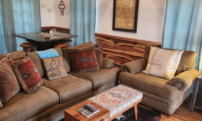 Cayuga Cottage | Beautiful cottage with large deck and lakefront access.