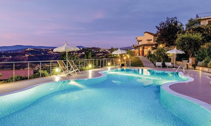 Laureana Cilento Apartment | Beautiful Cozy Apt Terrace Shared Pool, Laureana Cilento, Italy